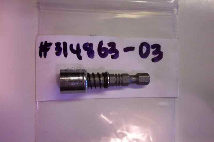BD-314863-03 Black & Decker Slotted Bit w Finder - Size 03