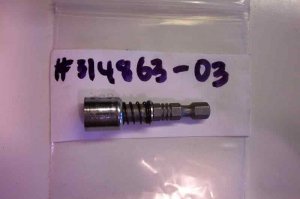 BD-314863-03 Black & Decker Slotted Bit w Finder - Size 03