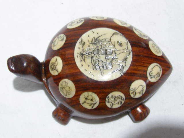 Rare Tibet rosewood carve turtle compass