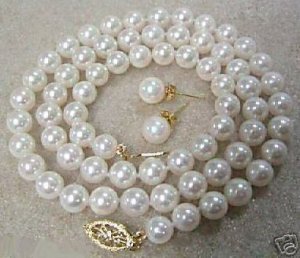 Rare Genuine white water pearl necklace and earring