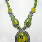 ELEGANT ASIAN TIBETAN GREEN AMBER NECKLACE