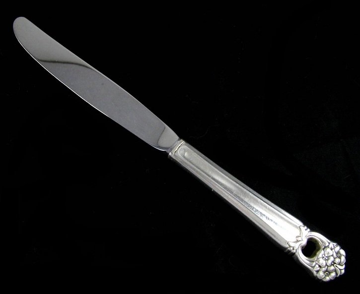 Eternally Yours Rogers Silverplate Dinner Knife 4 Vintage Flatware Flower International
