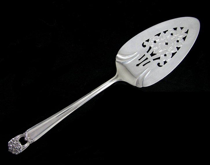Silverplate Cake Pie Server Rogers Eternally Yours Vintage Dining Table Serving Ornate Pierced