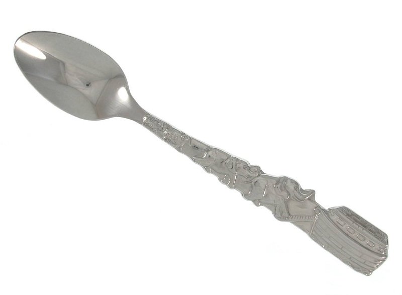 Noah's Ark Baby Feeding Spoon Gorham Stainless Steel Long Handle Elephant Ram Lamb Sheep