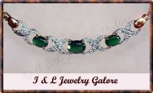 2.03 carat Genuine Emerald agate & DIAMOND gold necklace