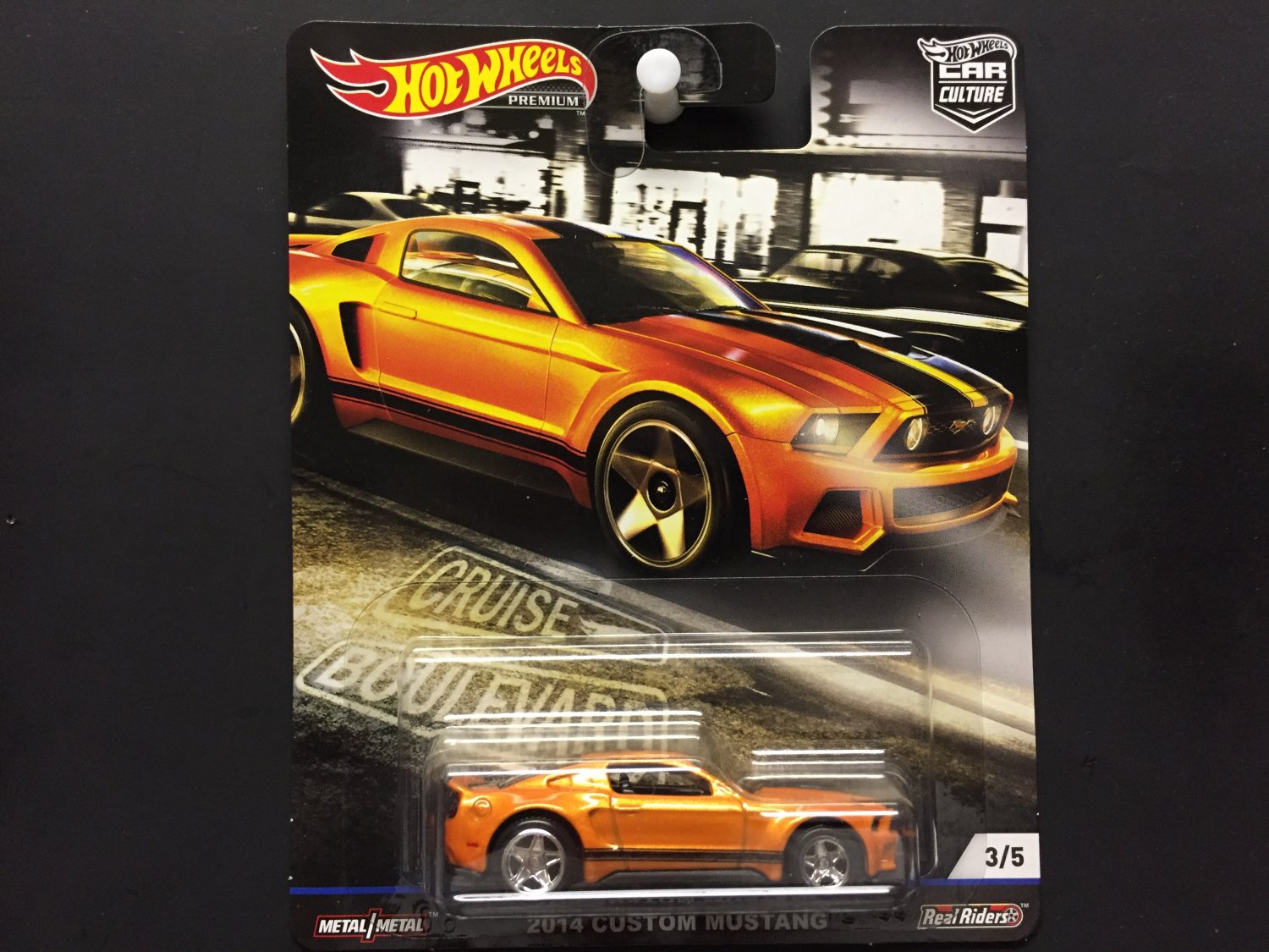 hot wheels cruise boulevard nissan hardbody