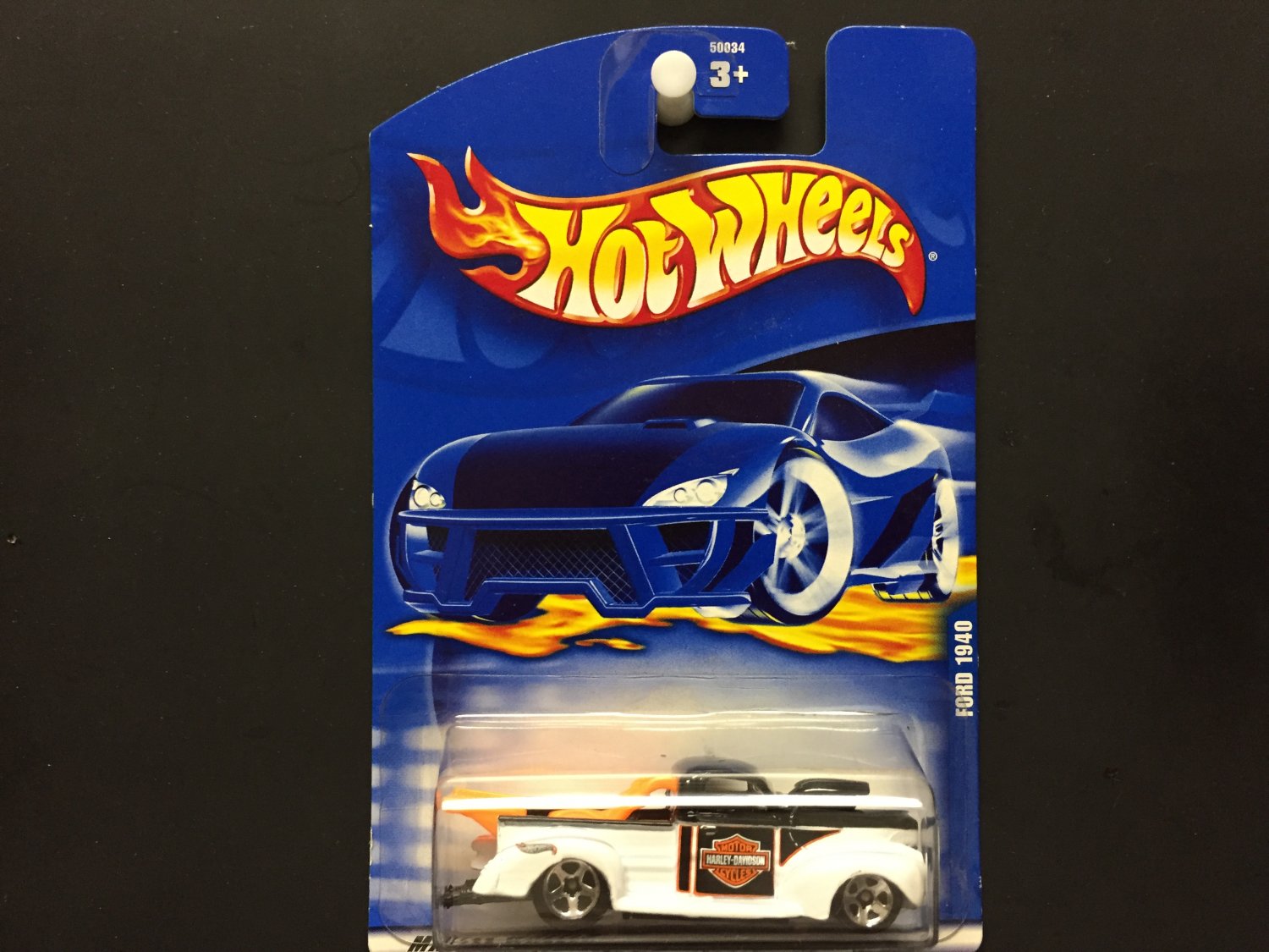 Hot Wheels "Harley Davidson Cycles" 1940 Ford Truck (2001)