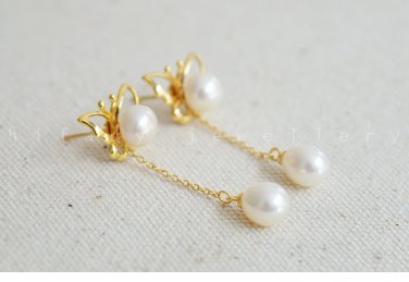 925 sterling silver / gold Butterfly  pearl studs earring for women AAA quality