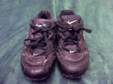 Nike Size 2.5 Boys Cleats