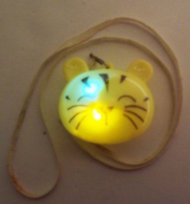Blinking Light Kitty Cat Girls Necklace Cute