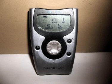 Creative Labs Nomad II "C" 32 MB Digital Audio Player (Silver)