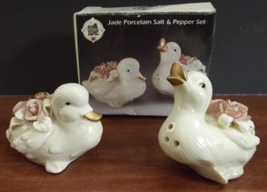 Vintage Porcelain Duck Salt & Pepper Shakers