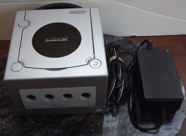 Nintendo GameCube Platinum DOL-101 (USA) With Nintendo Power Supply DOL-002