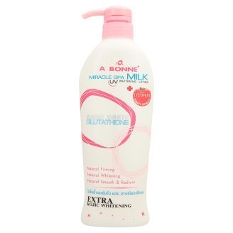 A Bonne Miracle spa milk uv skin whitening lotion extra, kojic whitening plus tomato extract 500ml.
