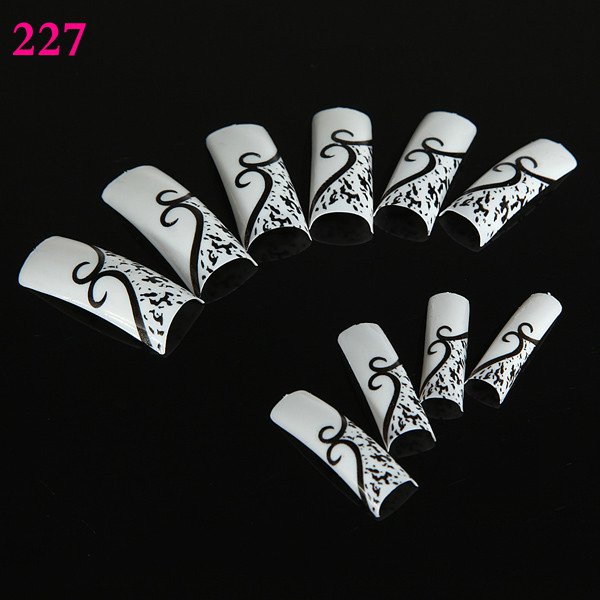 100pcs Flower Panda Pattern Half False DIY Nail Art Tips