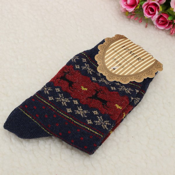 Womens Winter Christmas Snowflake Deer Design Wool Middle Tube Socks
