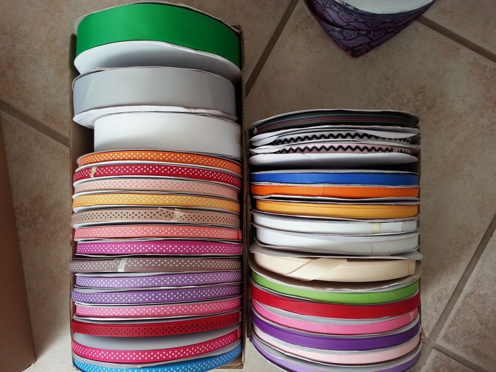 3/8" 5/8" solid, polka dot, prints, zic zac grosgrain ribbons 9 mm