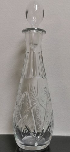 Beautiful Vintage Decanter Teardrop Design Clear Crystal Cut Glass w/ Stopper