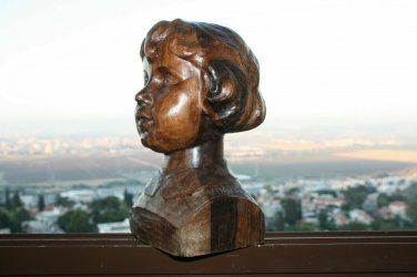 Hand Carved Wooden Lode VAn den Brande Signed Hard and Heavy Belgian Wood Art 4K