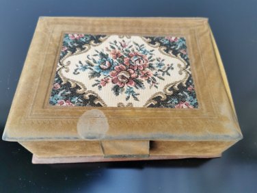Vintage Rectangle Leather Jewelry Box with Embroidered Flowers Ornament