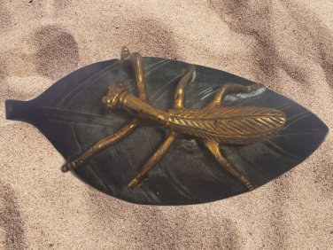 Tantric Brass Copper Fengshui Mantis Statue on the Leaf Metal Home Decor