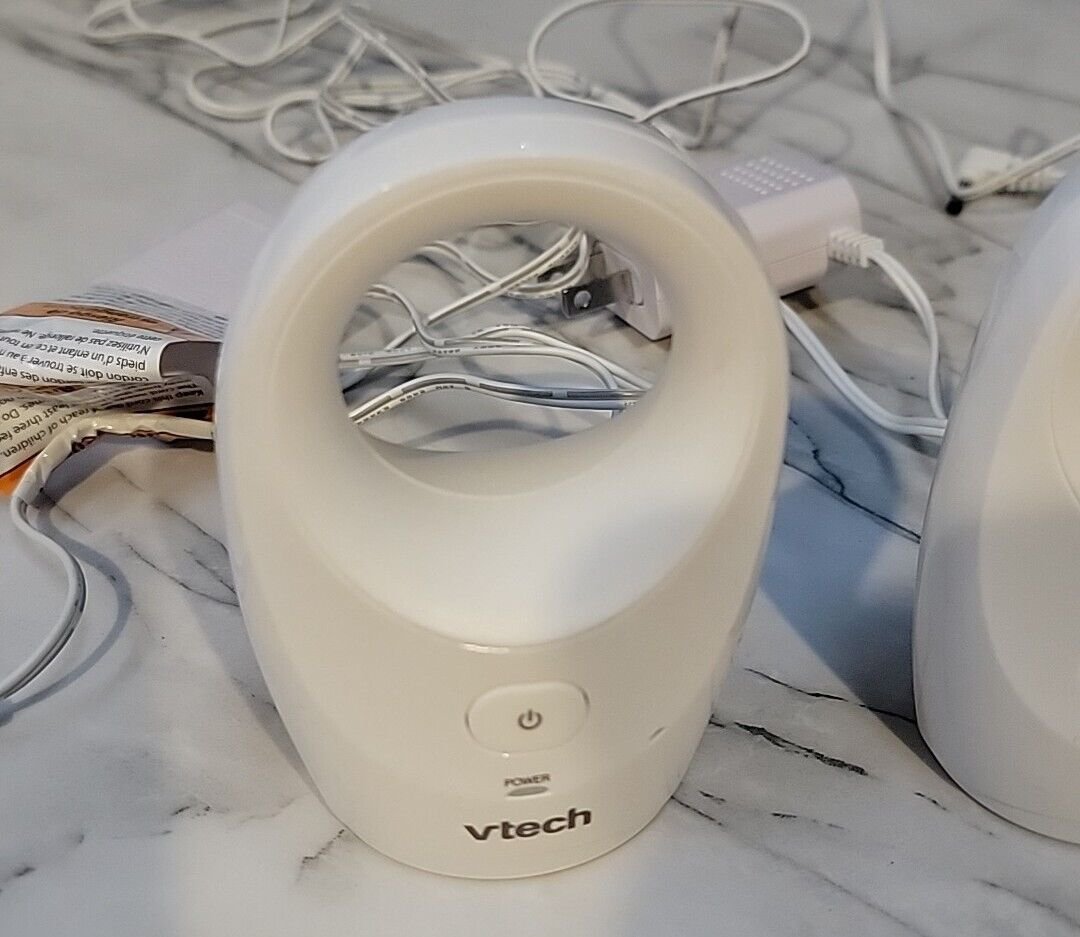 Renewed Baby Monitor VTech DM1111 Digital Audio Baby Monitor
