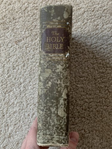 Holy Bible Self-Pronouncing King James Version KJV Hardcover World Pub. 256C