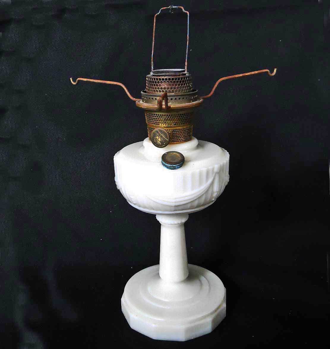 Aladdin Antique Original Lincoln Drape Kerosene Lamp Model B Burner White A