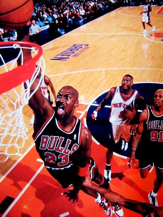 mj tongue dunk