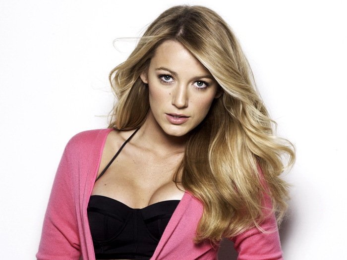 Blake Lively Hot Movie Actress 32x24 Print Poster