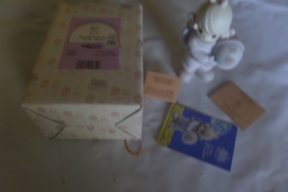 Precious Moments 1992 Symbol Membership The Club That's Out of This World C0012