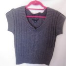 EUC Woman's Medium Banana Republic Grey Short Sleeve Sweater