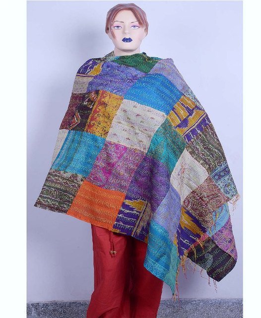 Beautiful Handmade Indian Sari Silk Shawl Designer Shawl / Scarf / Wraps Kantha
