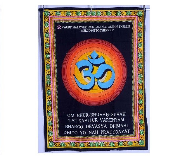 INDIAN HINDU OM PRINT HAND PAINTED WALL HANGING TAPESTRY YOGA MAT HOME DECORATE