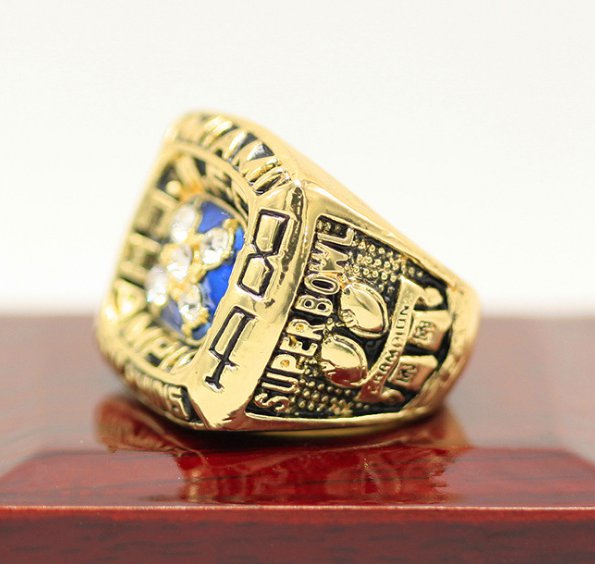 1984 Miami Dolphins AFC Championship ring Size 11 US Back Solid