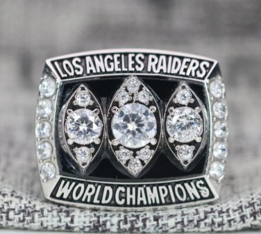 Size 8 Los Angeles Raiders 1983 XVIII Super bowl championship ring