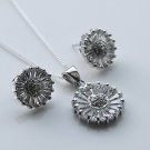 GORGEOUS STERLING SILVER BAGUETTE CUT CZ FLOWER EARRINGS & PENDANT SET