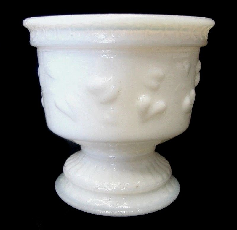 Vintage Milk White Glass Vase Planter Heart Shaped Leaf Vine Pedestal Flower Pot