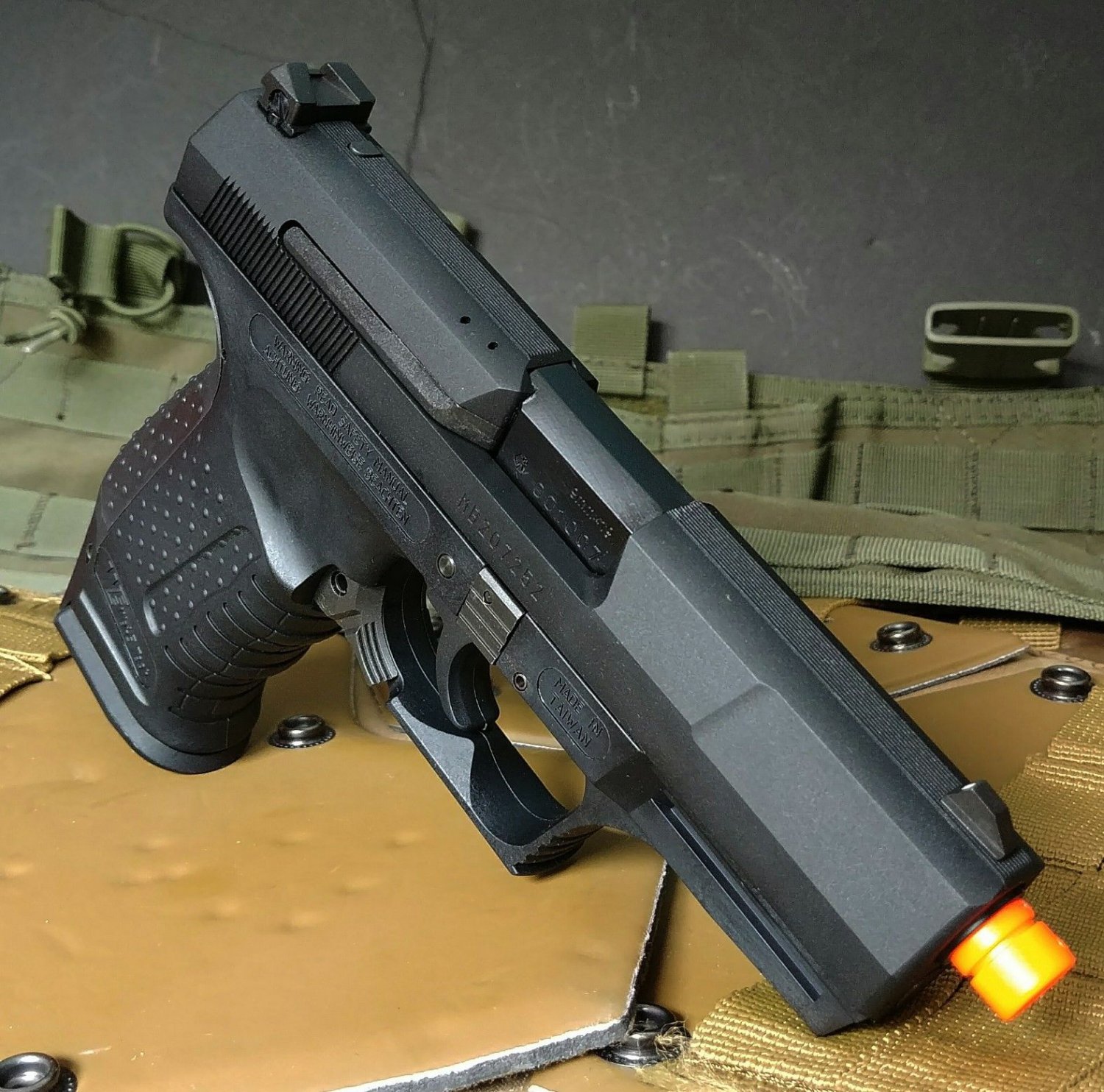 WETECH green gas blowback Walther Full size P99 full metal airsoft