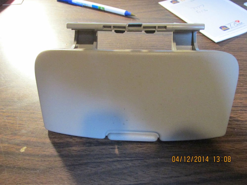 DODGE DURANGO OVERHEAD CONSOLE SUNGLASS DOOR