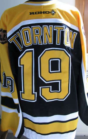 Joe Thornton Autographed Toronto Maple Leafs Replica Jersey (White