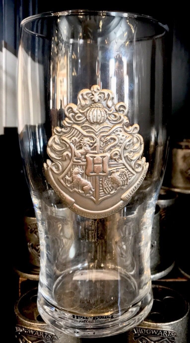 Universal Studios Exclusive Harry Potter Hogwarts House Crest Glass Cup New