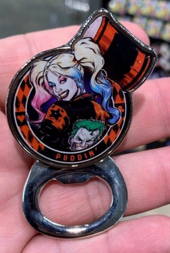 Six Flags Magic Mountain Dc Comics Harley Quinn Magnet Bottle Opener New