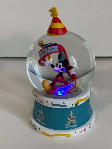 Disney Parks Mickey Mouse World's Biggest Mouse Party Light Up Snow Globe New