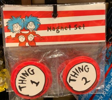 UNIVERSAL STUDIOS EXCLUSIVE CAT IN THE HAT THINGS 1 THINGS 2 MAGNET SET NEW