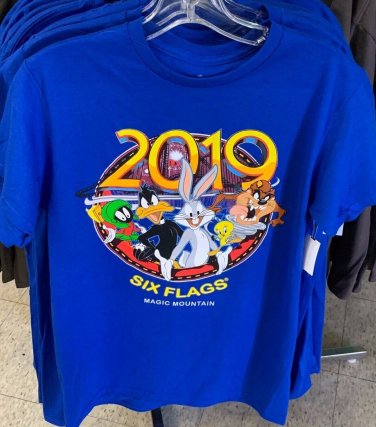 Six Flags Magic Mountain 2019 Looney Tunes Blue Adult Shirt Small New
