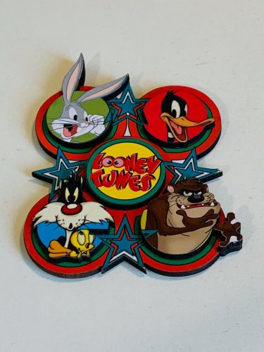 Six Flags Magic Mountain Looney Tunes Bugs Bunny Daffy Duck Sylvester Taz Magnet
