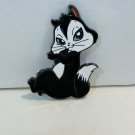 Six Flags Magic Mountain Looney Tunes Pussyfoot Cat Metal Magnet New