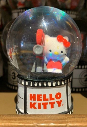 Universal Studios Hello Kitty And Camera Sculpted Snowglobe New