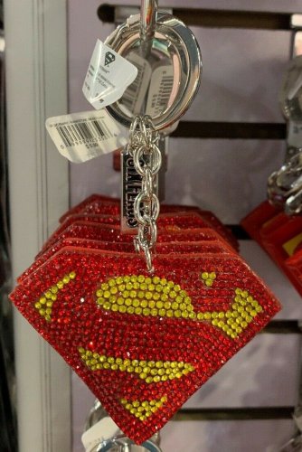 Six Flags Magic Mountain DC Comics Superman Keychain With Stones New